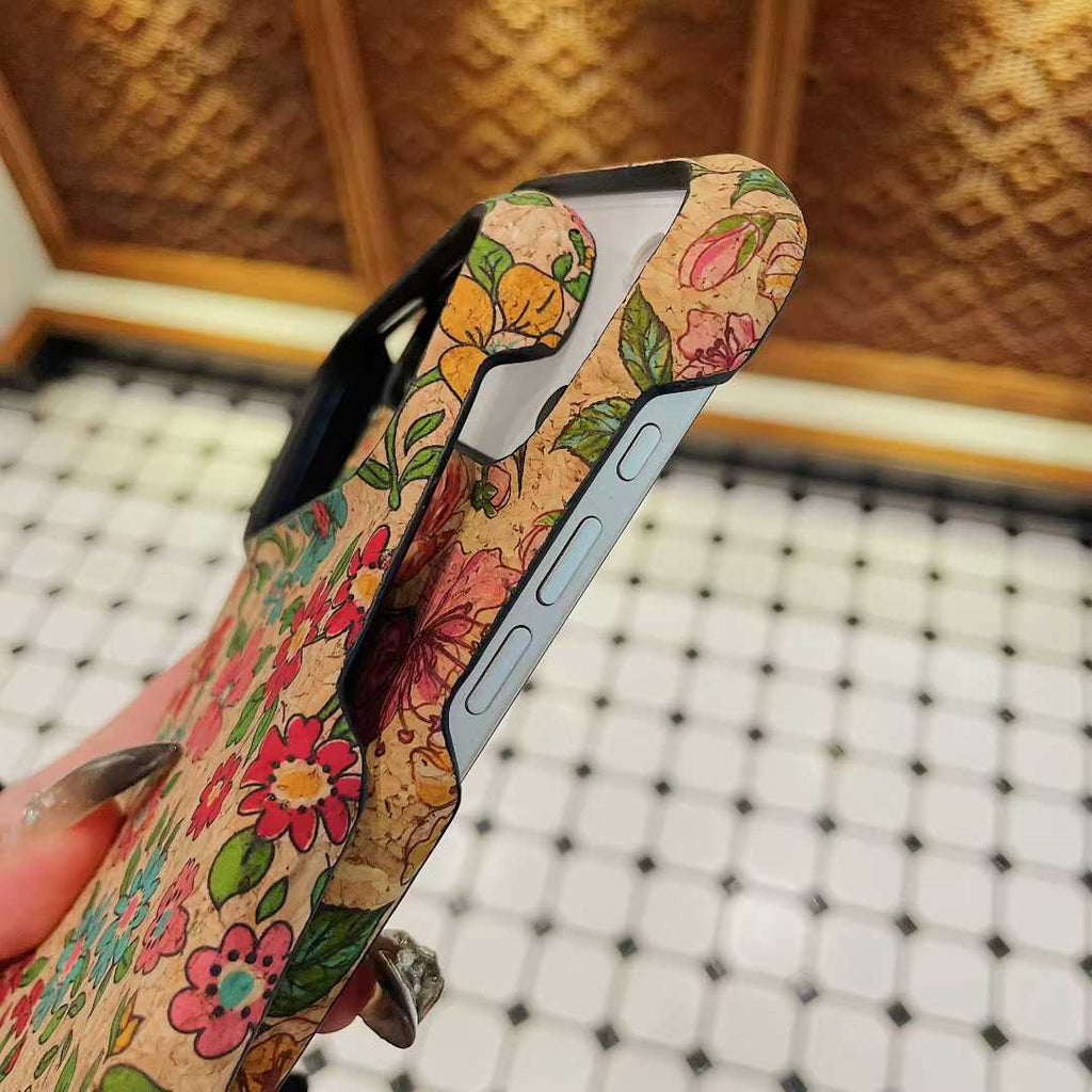 Premium iPhone case for iPhone 13-17 series with Gucci design