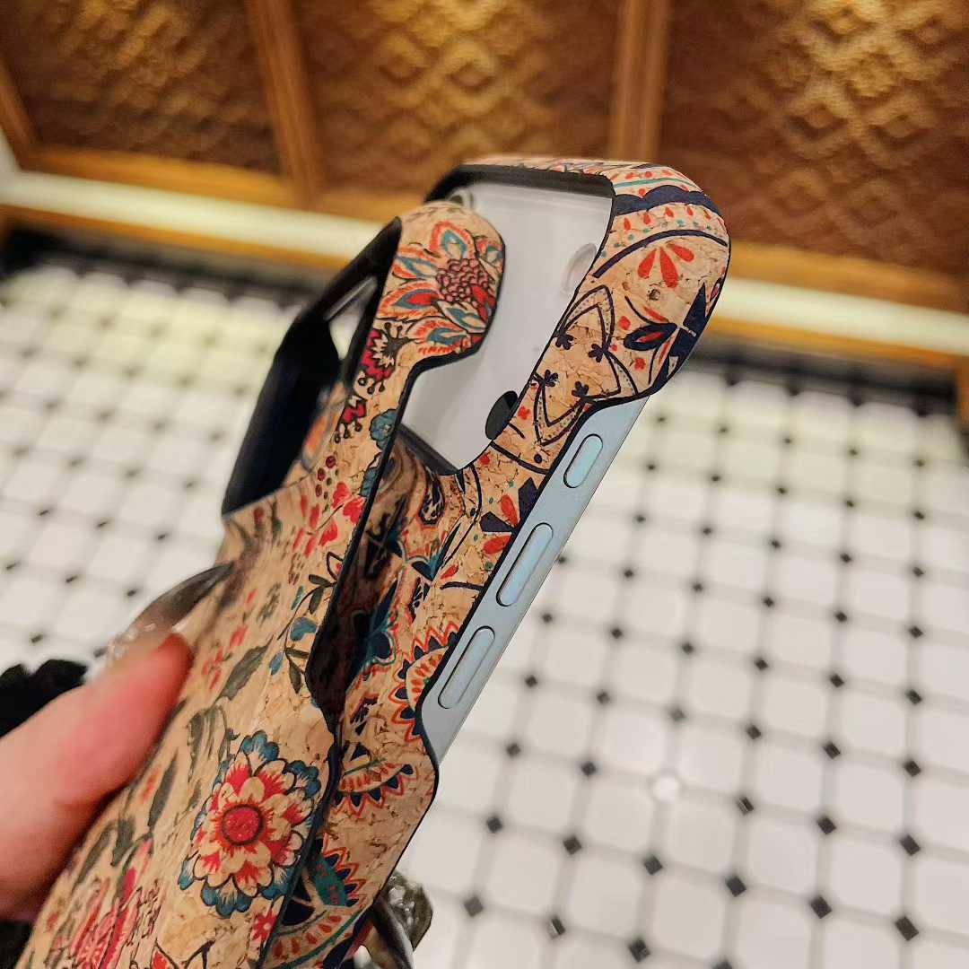 Premium iPhone case for iPhone 13-17 series with Gucci design